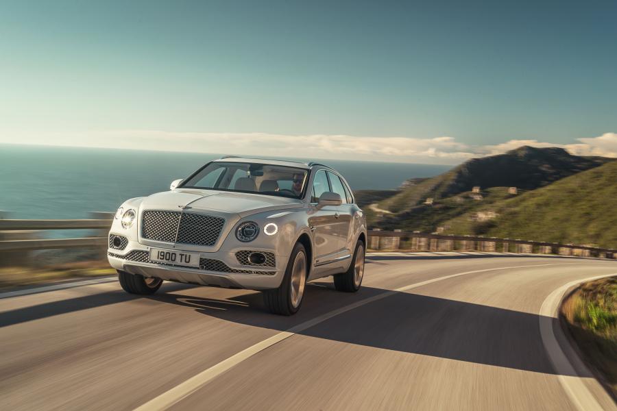  Bentley Bentayga Hybrid 2018 года  (WW) (фото 4 из 45)